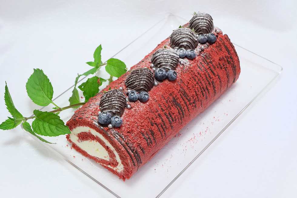 Red velvet toorjuusturull KG